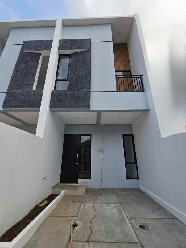 dijual rumah jalan sasak kalimulya