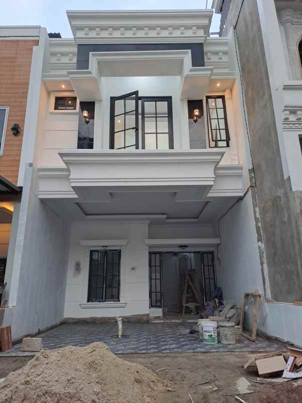 dijual rumah jalan sirsak jagakarsa