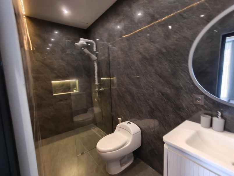 dijual rumah jalan tukad badung