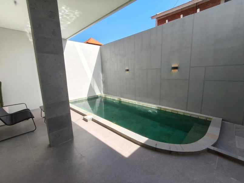 dijual rumah jalan tukad badung