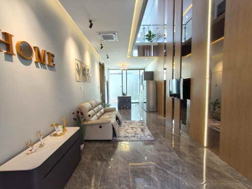 dijual rumah jalan tukad badung