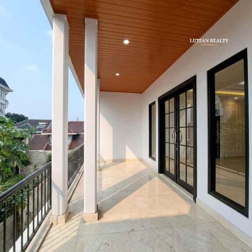 dijual rumah jati padang raya