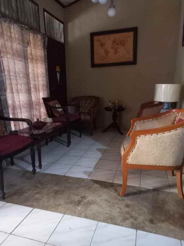 dijual rumah jatikramat indah