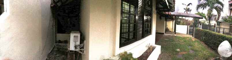 dijual rumah jk037