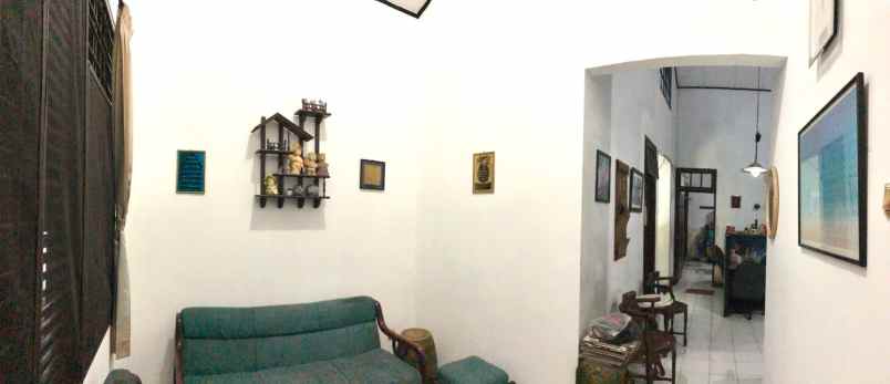 dijual rumah jk037