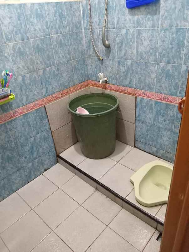 dijual rumah jl anggrek jagakarsa