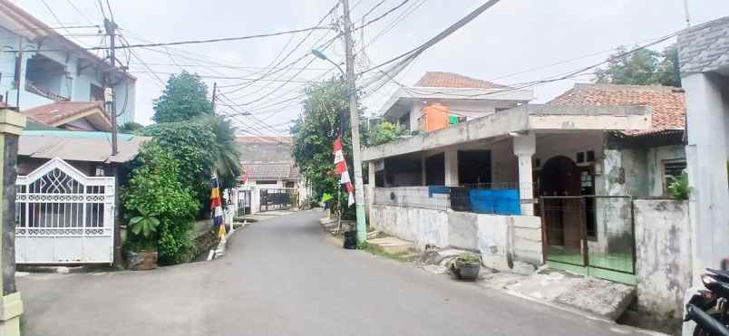dijual rumah jl ciliwung kel cililitan