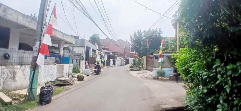 dijual rumah jl ciliwung kel cililitan