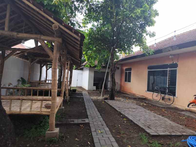 dijual rumah jl jawa sumbersari