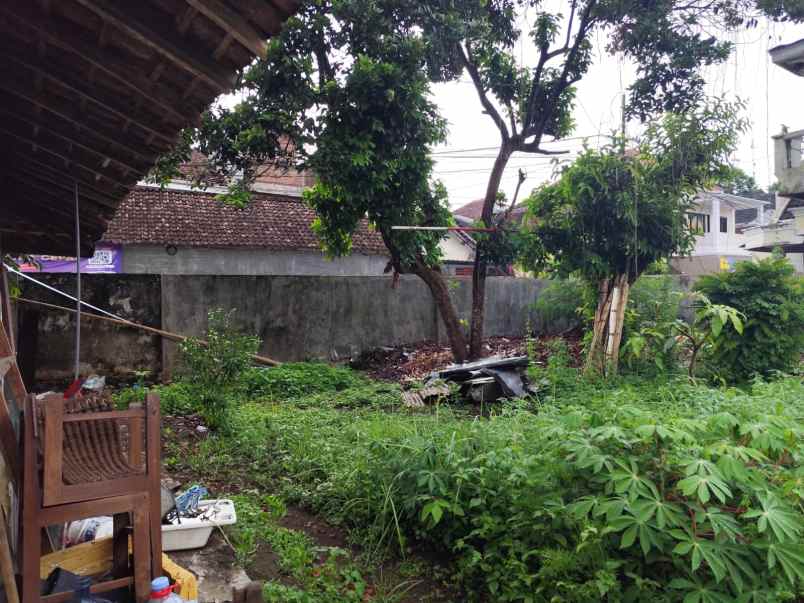 dijual rumah jl jawa sumbersari