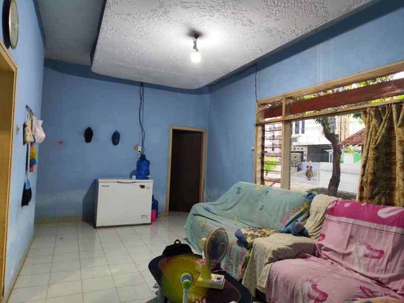 dijual rumah jl jawa sumbersari