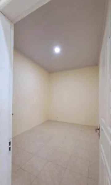 dijual rumah jl kalisari pasar rebo