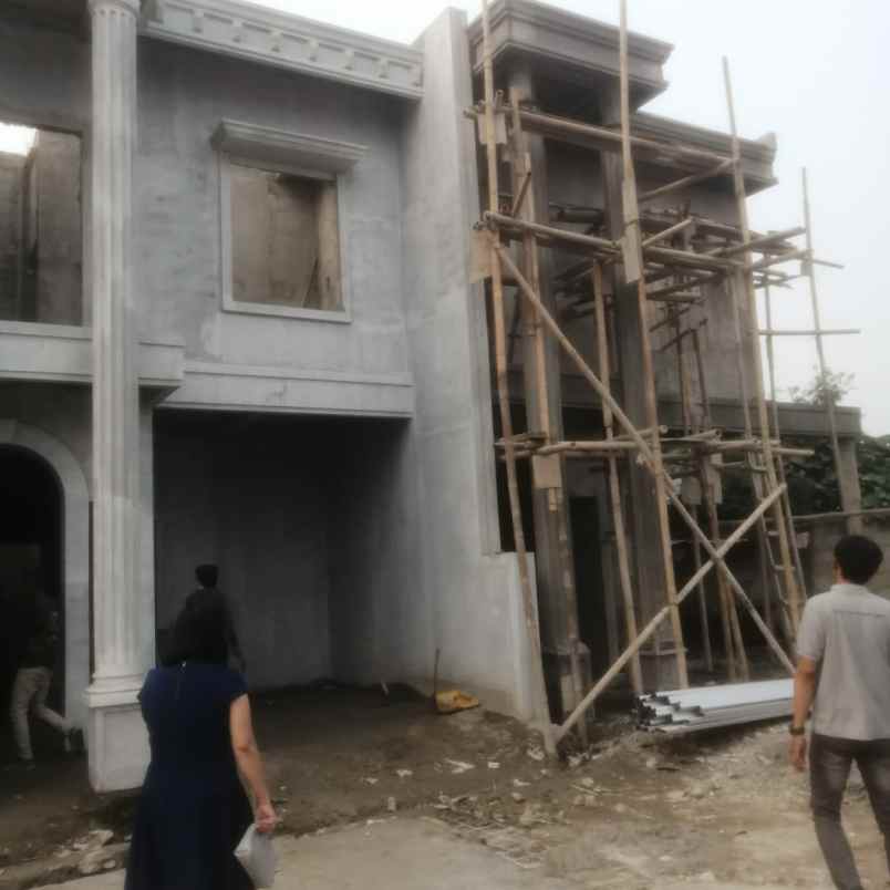 dijual rumah jl pahlawan revolusi