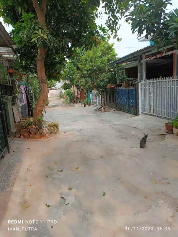 dijual rumah jl pamulang elok kec