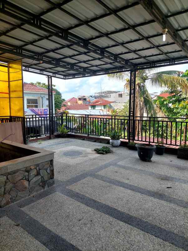 dijual rumah jl pemuda tampan kec