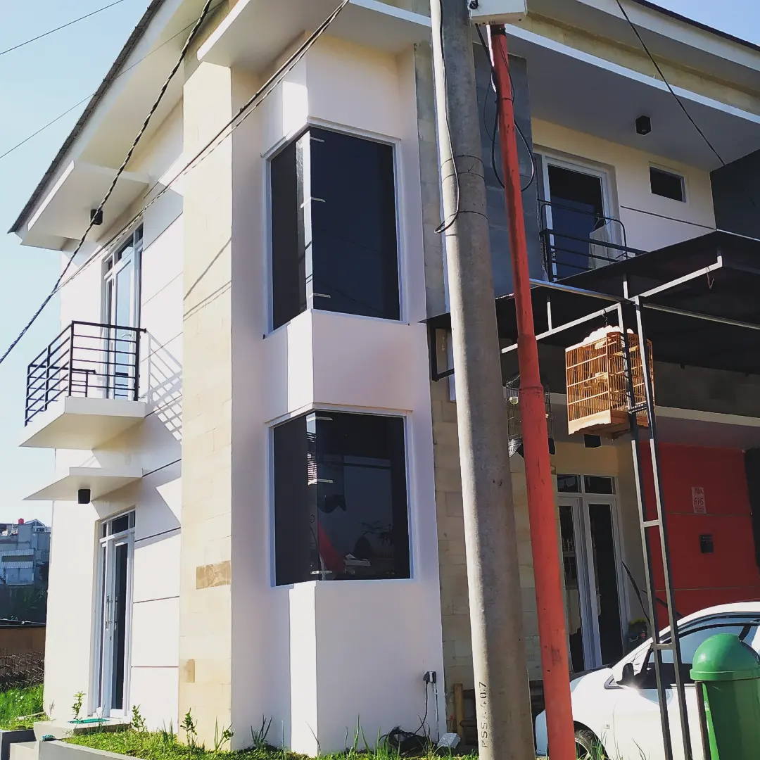 dijual rumah jl permana