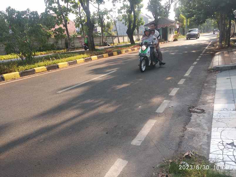 dijual rumah jl pondok kelapa duren