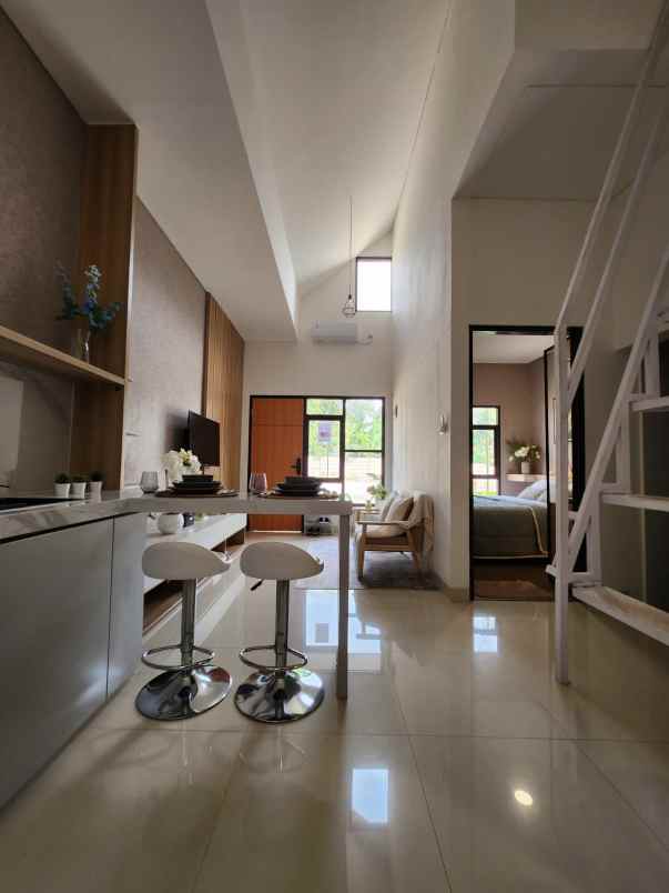 dijual rumah jl raya tigaraksa