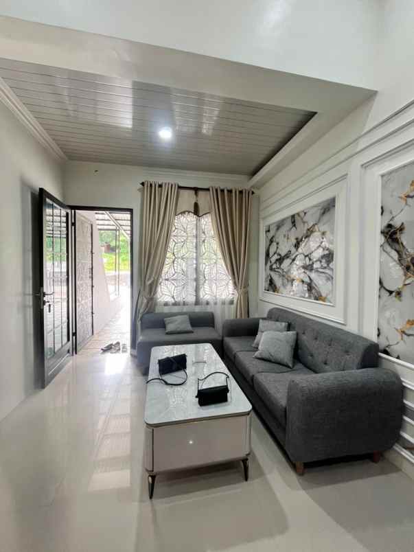 dijual rumah jl srikandi