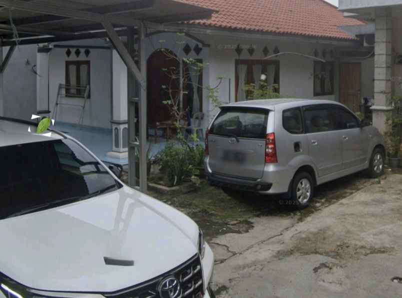 dijual rumah jl waru gedong pasar rebo