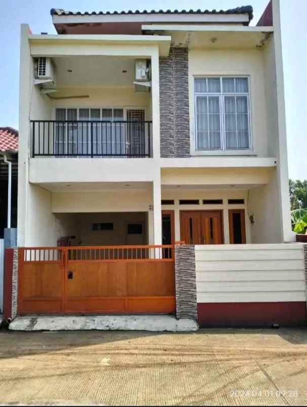 dijual rumah jln h tabronih kalimulya