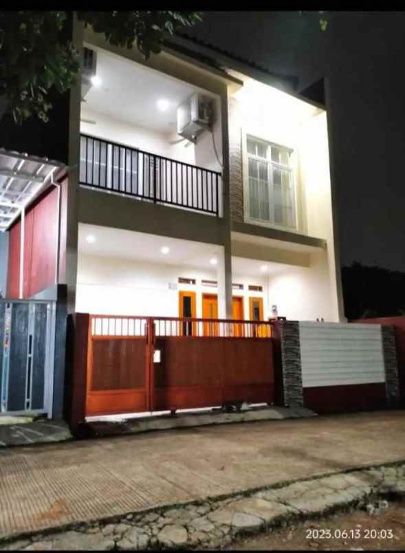 dijual rumah jln h tabronih kalimulya