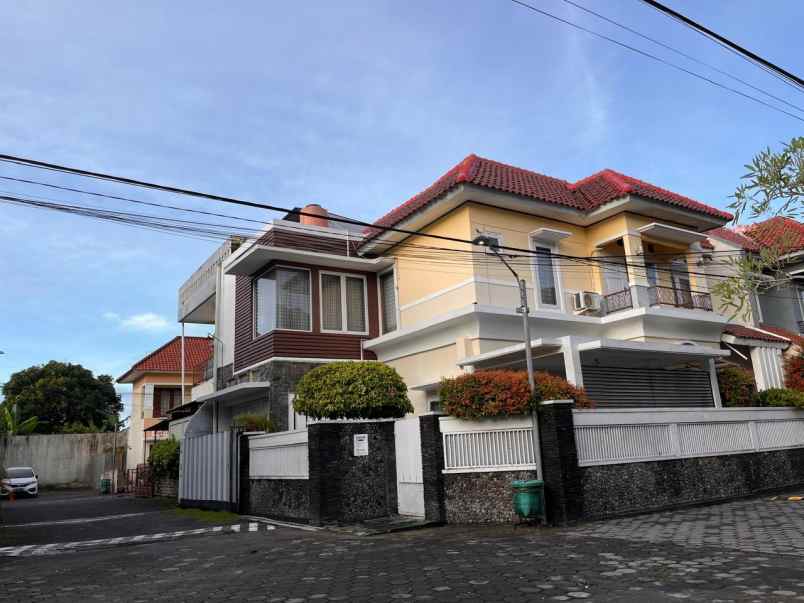 dijual rumah jongke sariharjo ngaglik