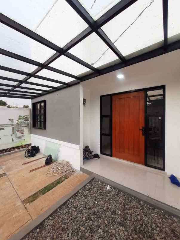 dijual rumah kalibaru