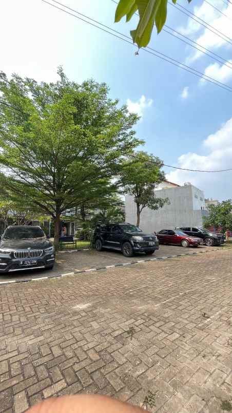 dijual rumah kampung dukuh