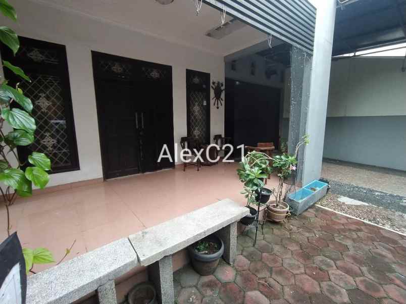 dijual rumah kebagusan