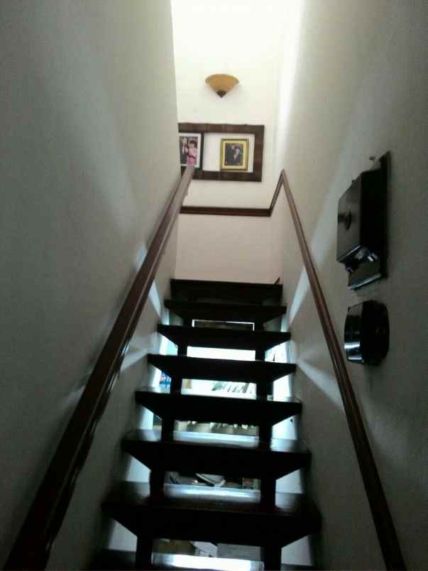 dijual rumah kebayoran baru kramat pela