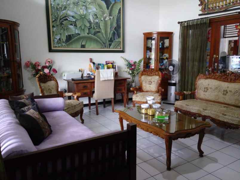 dijual rumah kebayoran baru kramat pela