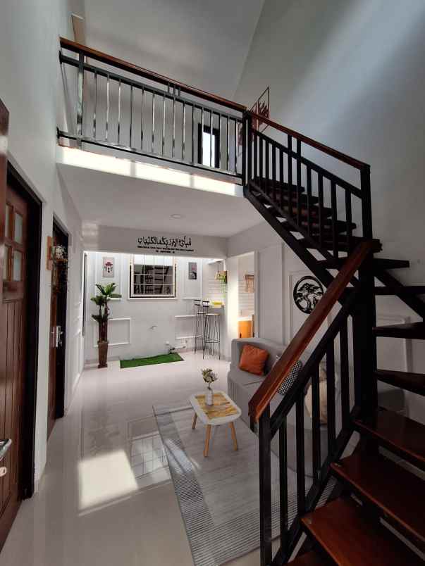 dijual rumah kepuh kulon kabupaten