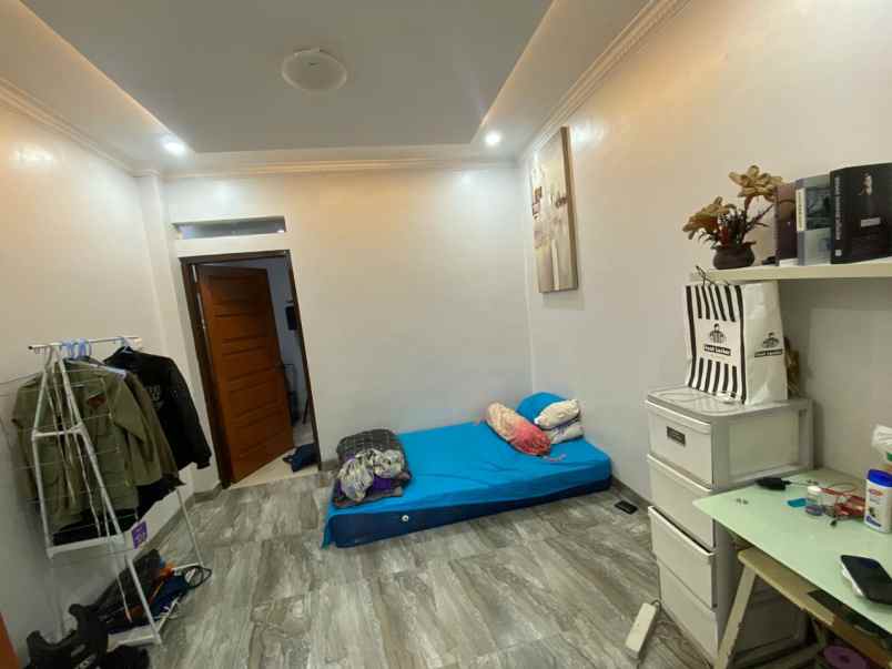 dijual rumah komp mulia graha buahbatu