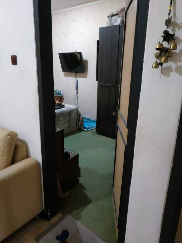 dijual rumah komplek duta regency