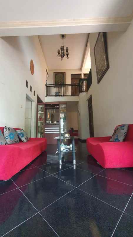 dijual rumah komplek kopassus sukatani