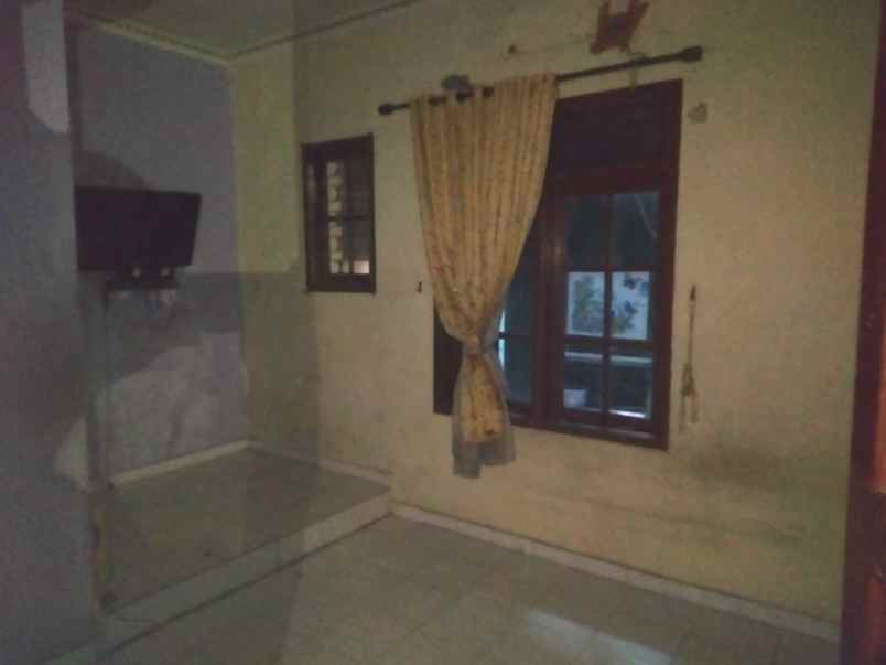 dijual rumah komplek kunciran mas permai