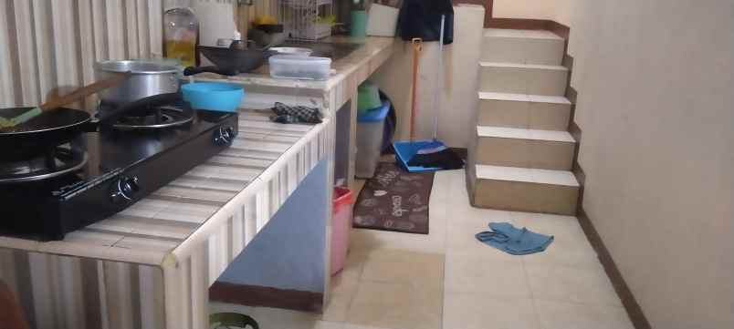 dijual rumah komplek padasuka indah