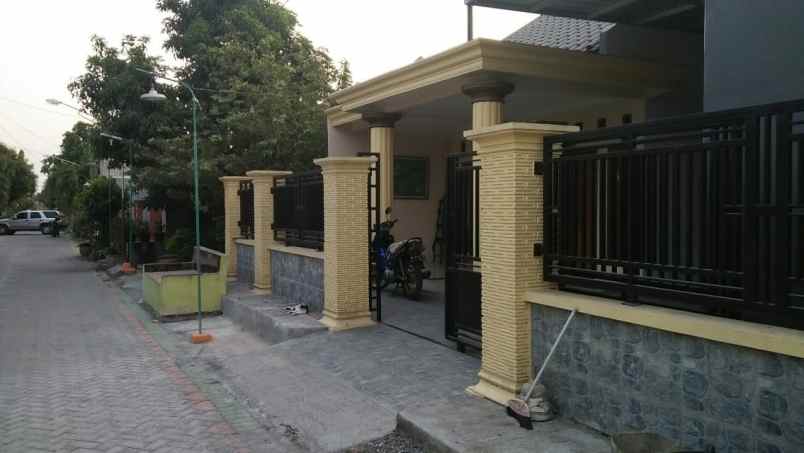 dijual rumah kost graha bunder asri gresik