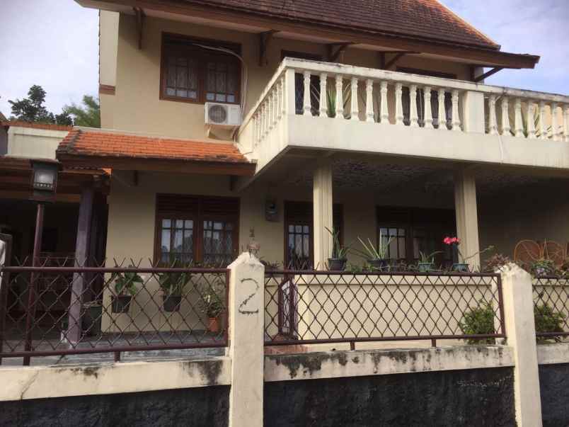 dijual rumah kota batu