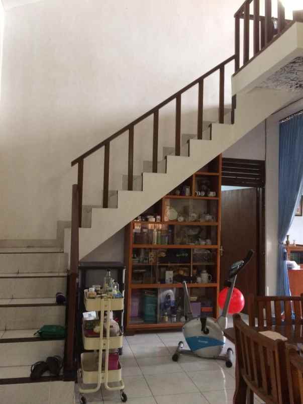 dijual rumah kota batu