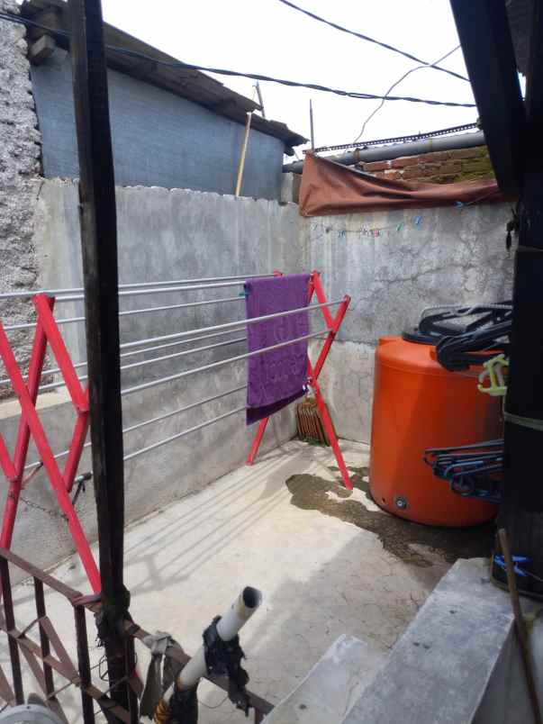 dijual rumah kp saparako gang jajaway ii