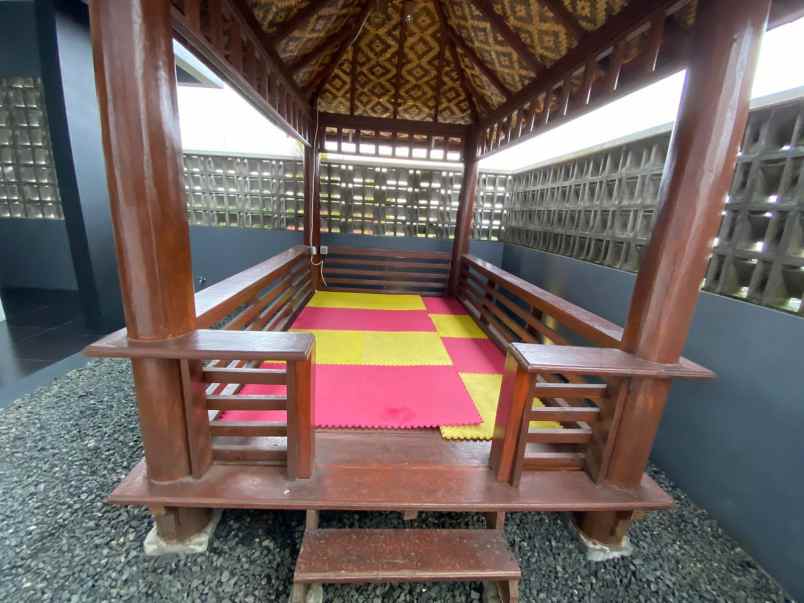 dijual rumah lembang