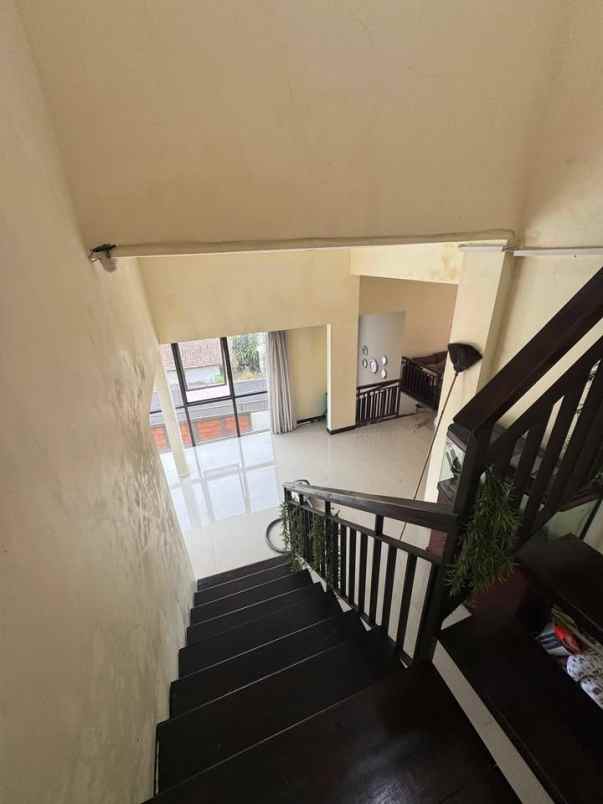 dijual rumah lembang bandung barat