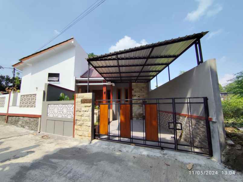 dijual rumah maguwoharjo