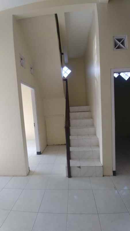 dijual rumah maguwoharjo
