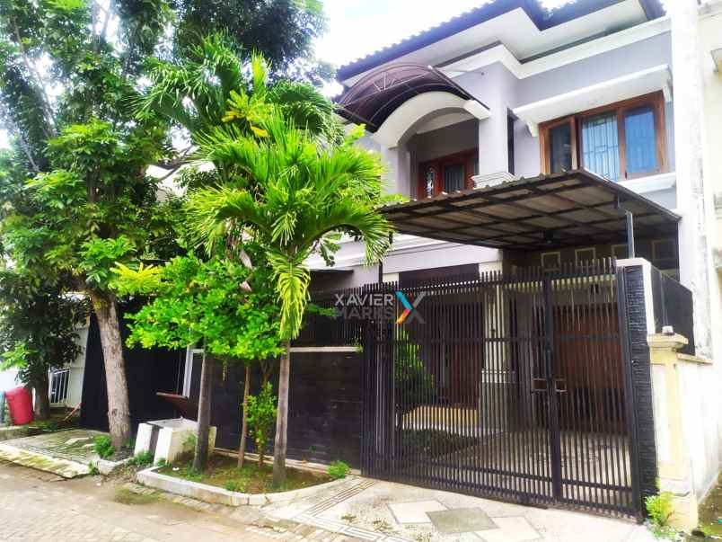 dijual rumah manyar kertoadi