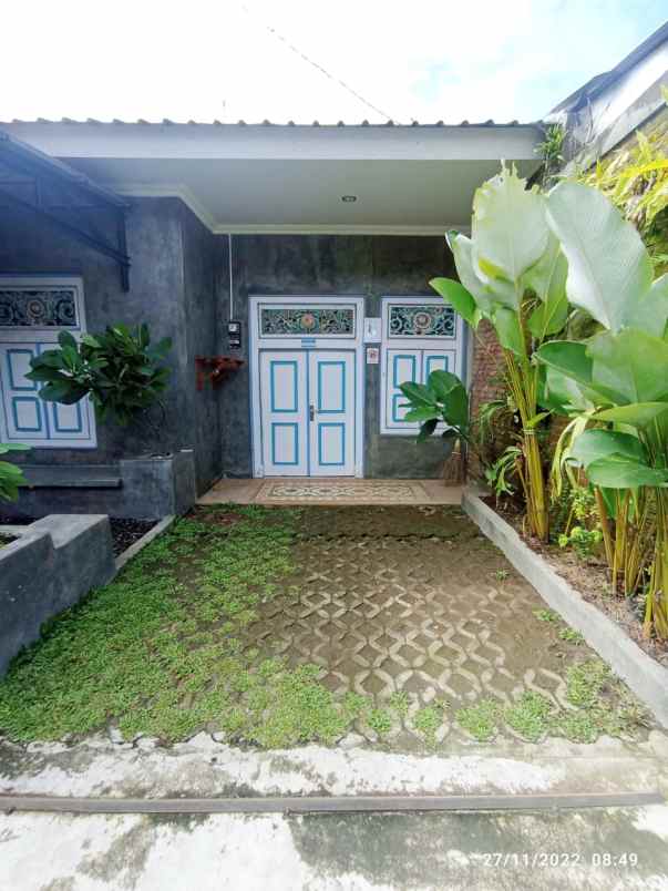 dijual rumah minomartani condong catur