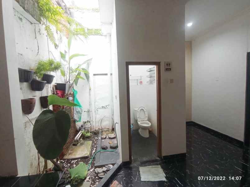 dijual rumah minomartani condong catur