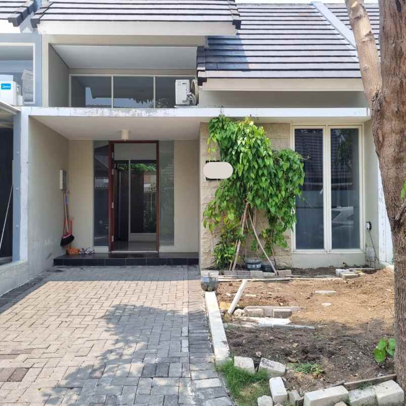 dijual rumah northwest park